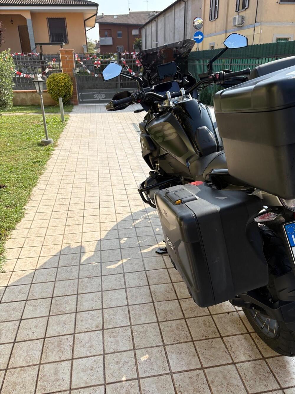 Bmw R 1250 GS (2021 - 24) (2)