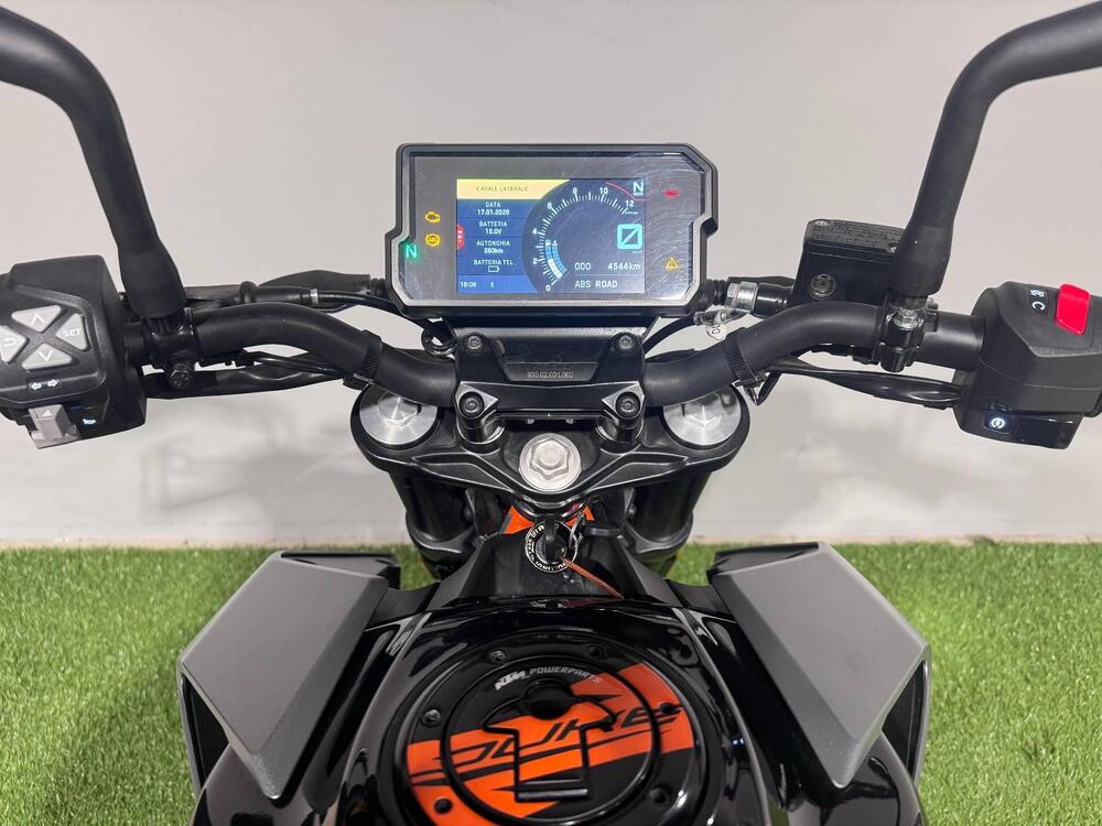 KTM 125 Duke (2021 - 23) (7)