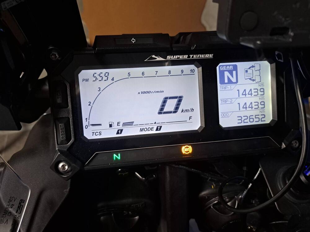 Yamaha XT1200Z Super Ténéré ABS (2017 - 20) (6)