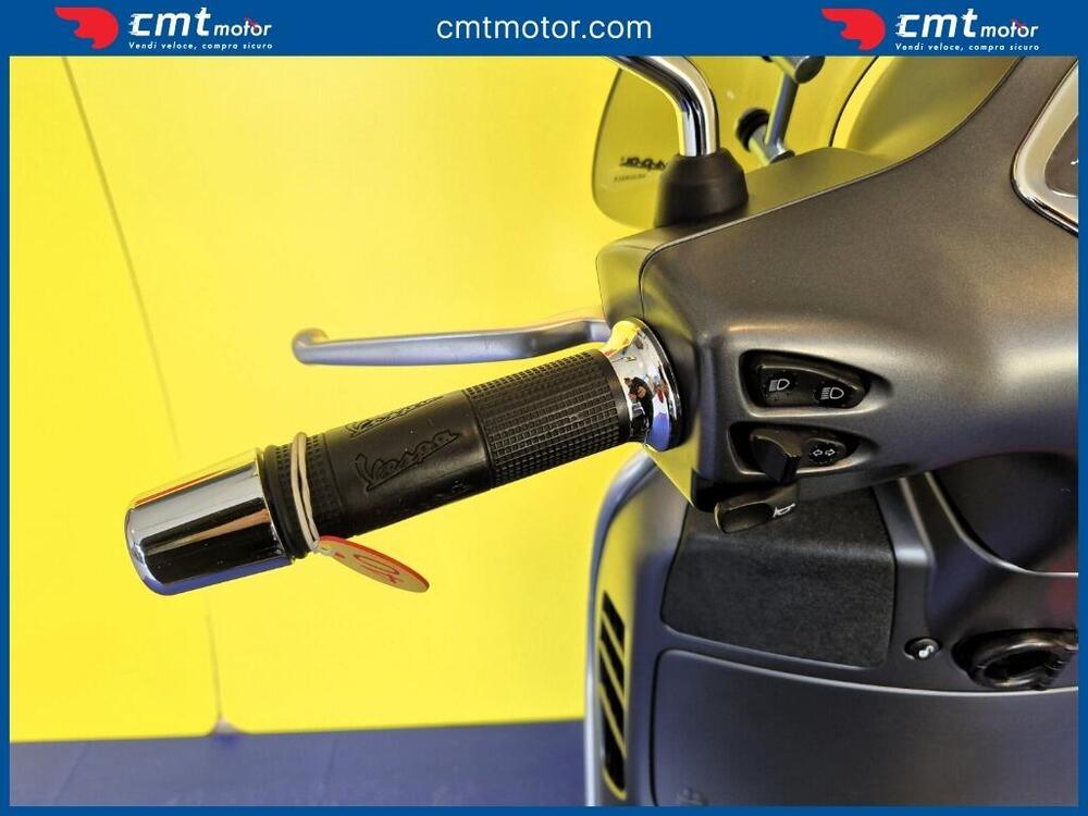 Vespa GTS 300 Super (2017 - 18) (11)