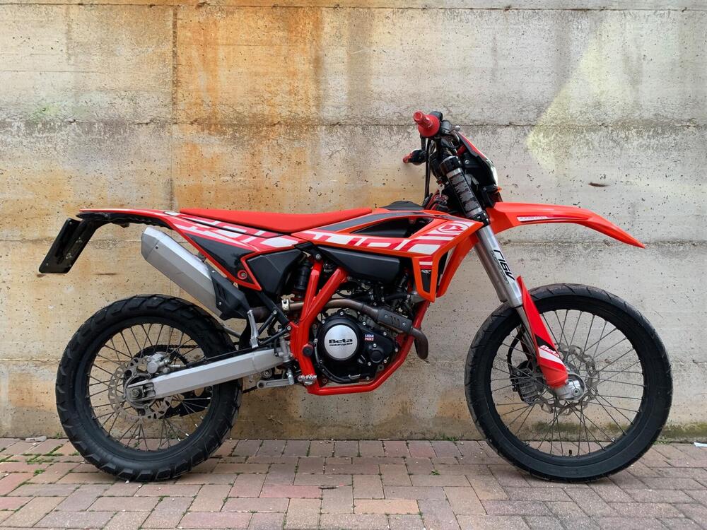 Betamotor RR 125 4T Enduro LC (2021 - 23) (3)
