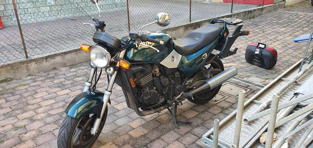 Triumph Trident 750 (2)