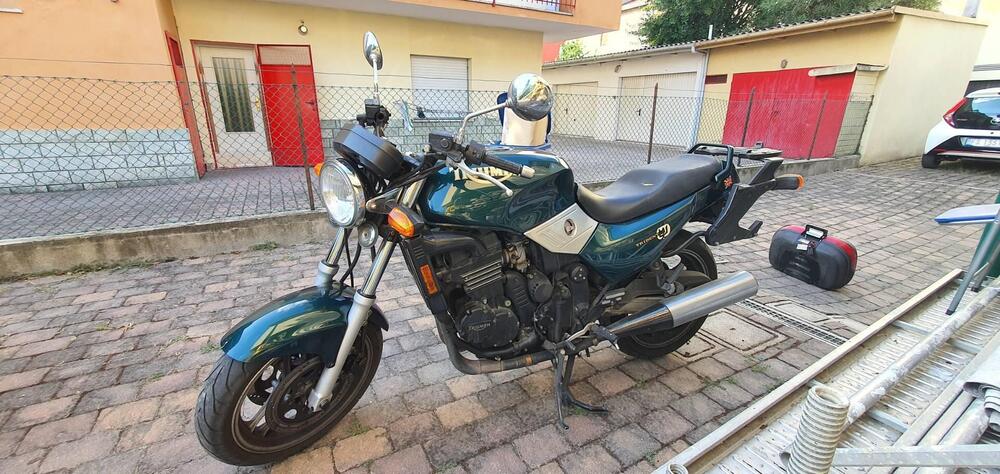 Triumph Trident 750 (4)