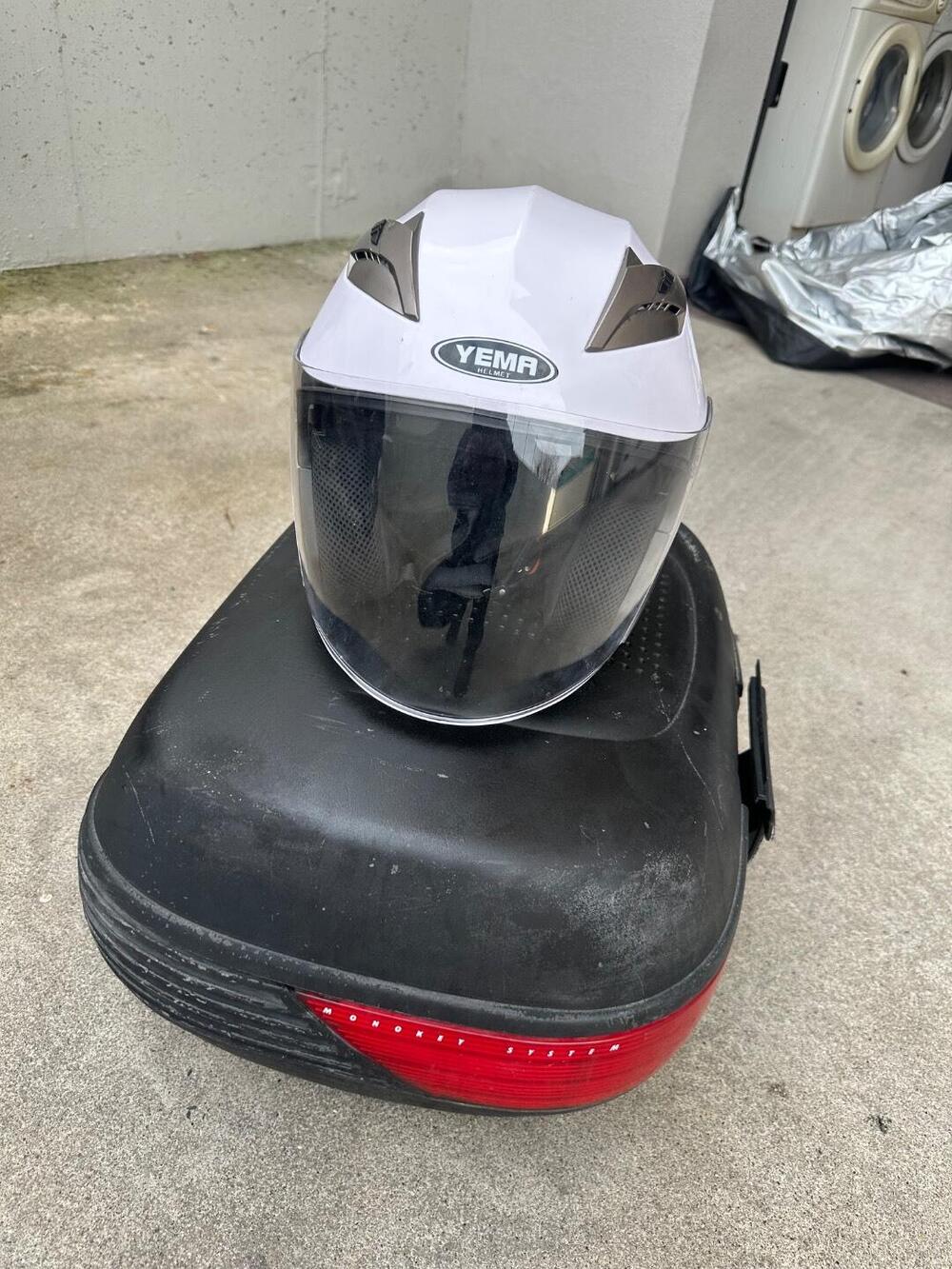 Kymco Downtown 200i (2009 - 16) (12)