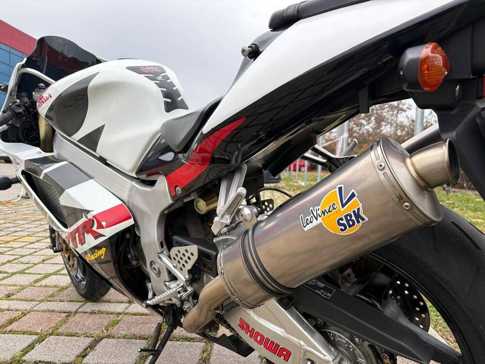 Honda VTR 1000 SP-2 (2002 - 06) (3)