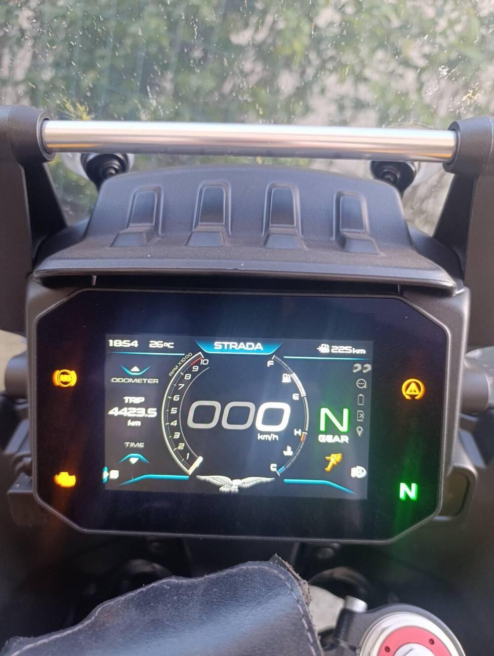 Moto Guzzi Stelvio (2024 - 26) (3)