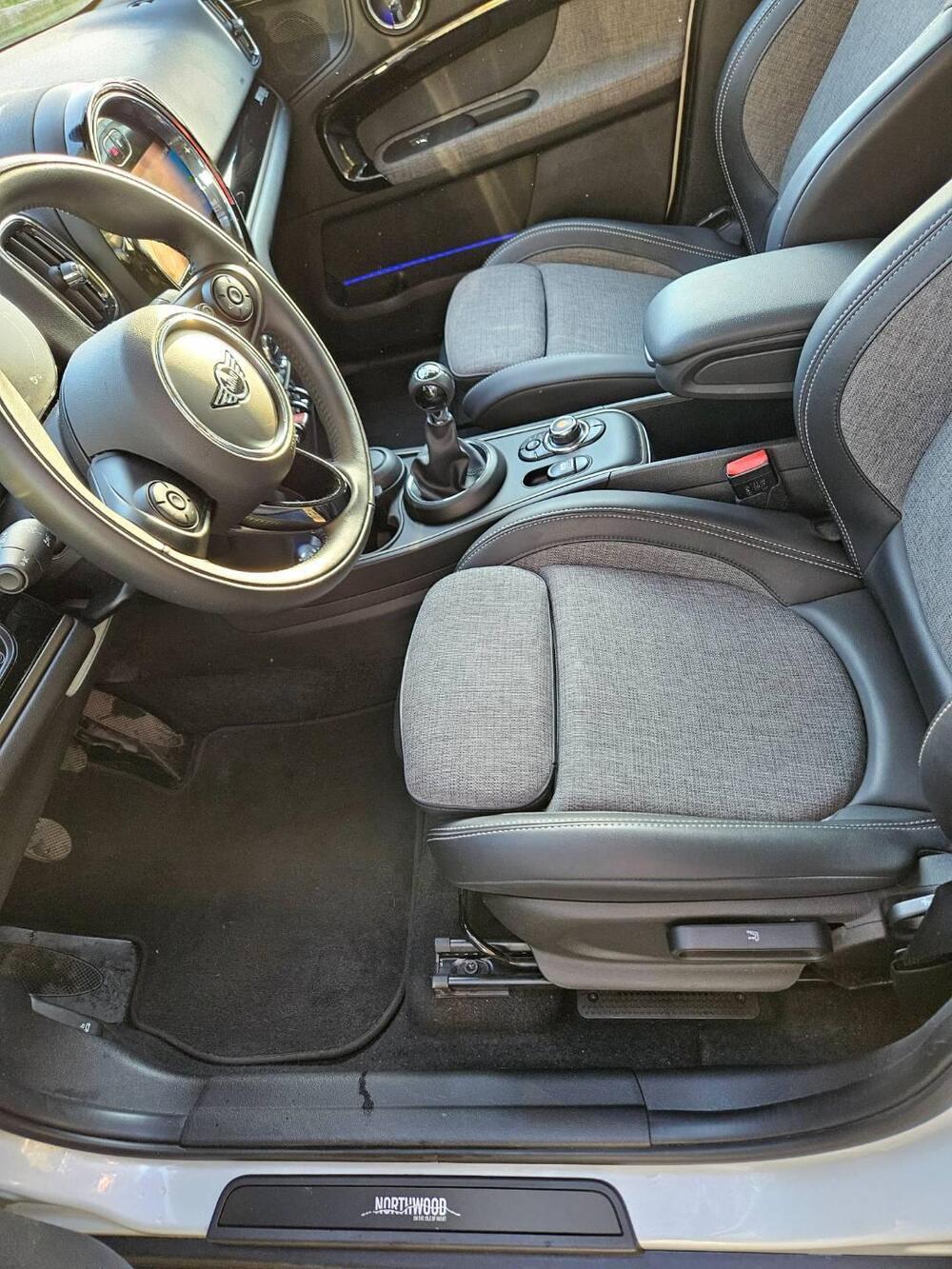 MINI Mini Countryman usata a Roma (11)