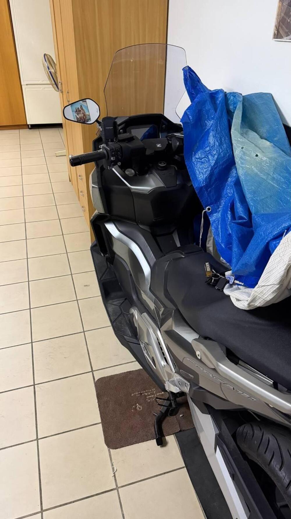 Honda Forza 750 DCT (2021 - 24) (4)