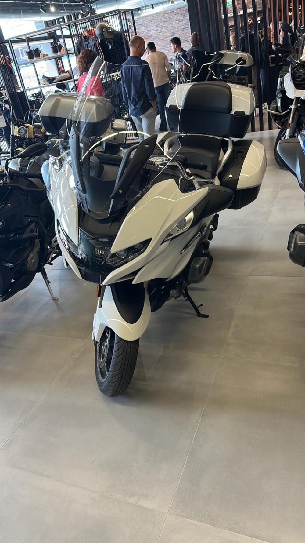 Bmw R 1250 RT (2021 - 25) (2)