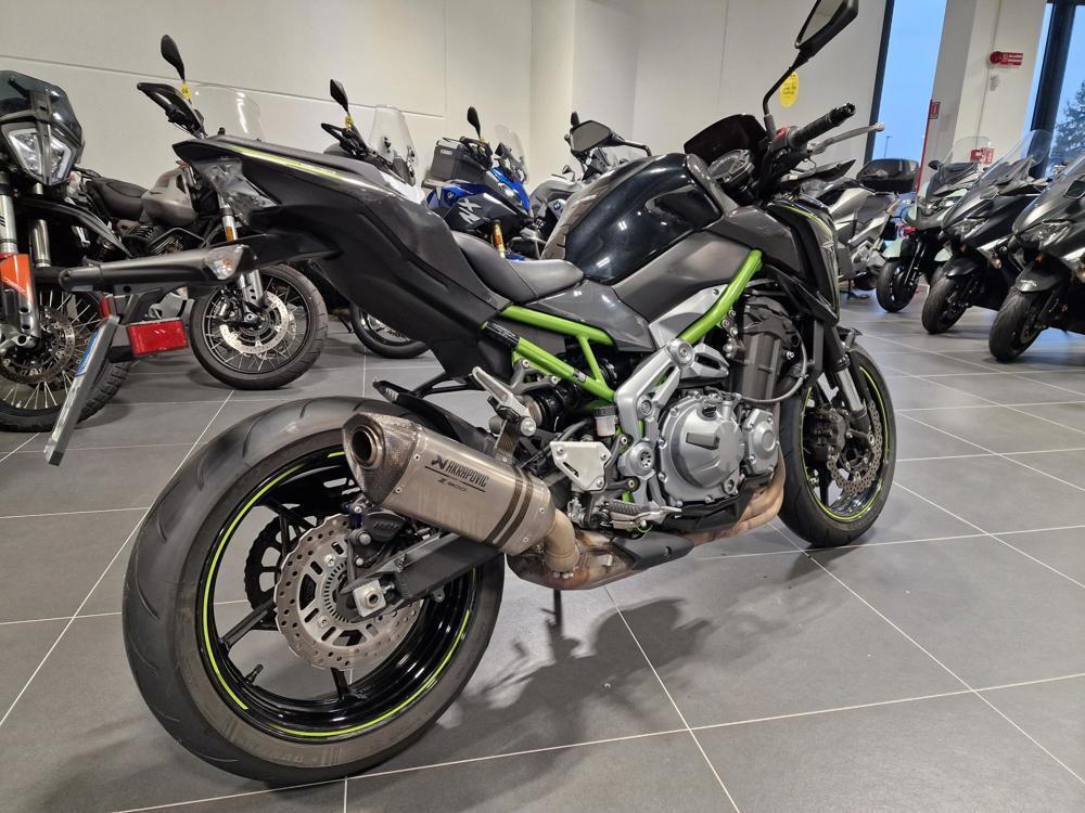 Kawasaki Z 900 (2017 - 18) (5)