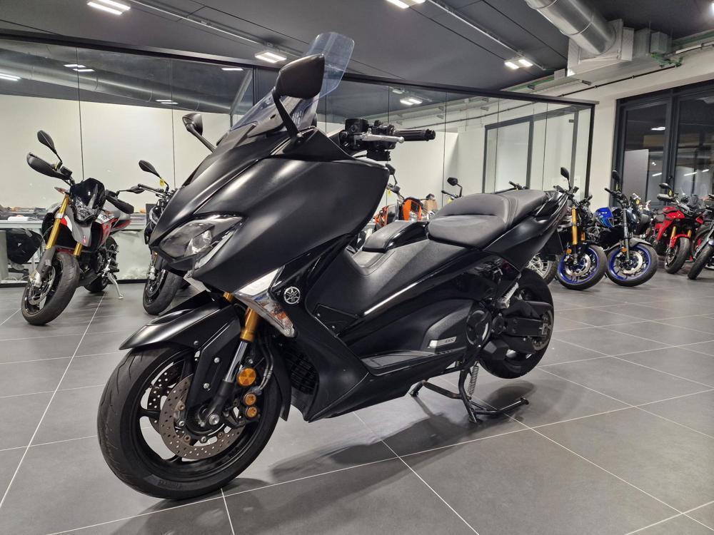 Yamaha T-Max 530 DX (2017 - 19)