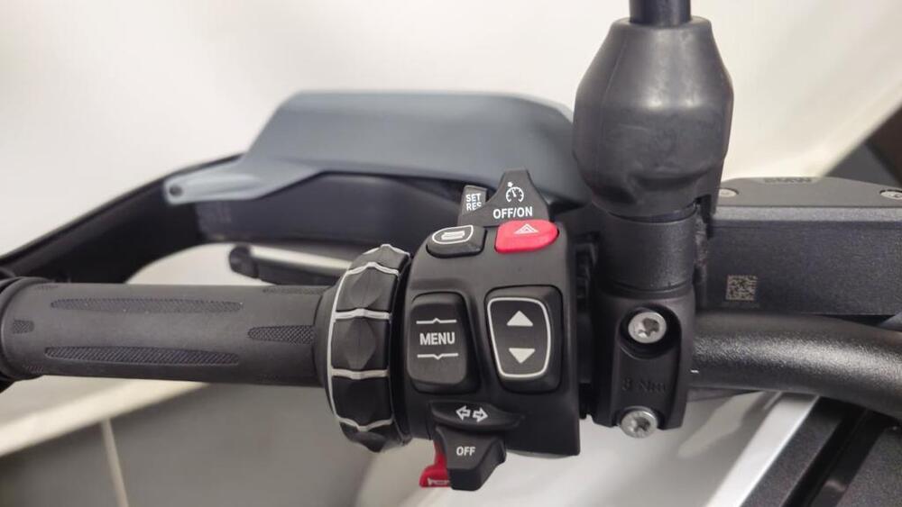 Bmw R 1300 GS (2023 - 26) (5)