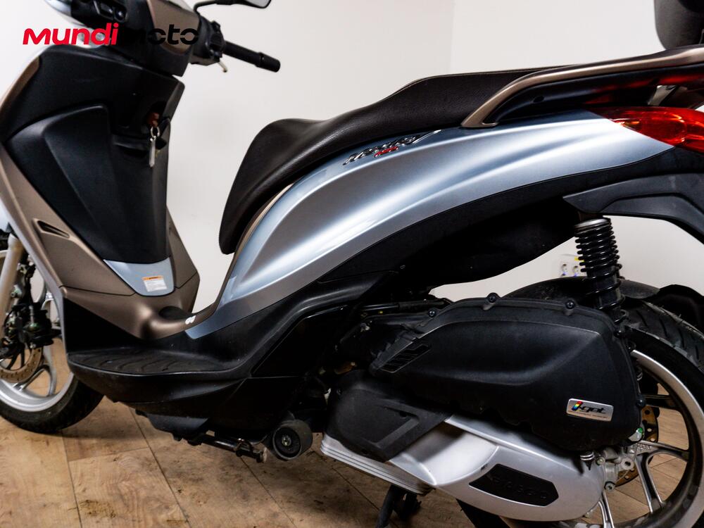 Piaggio Liberty 125 S i-get ABS (2016) (10)