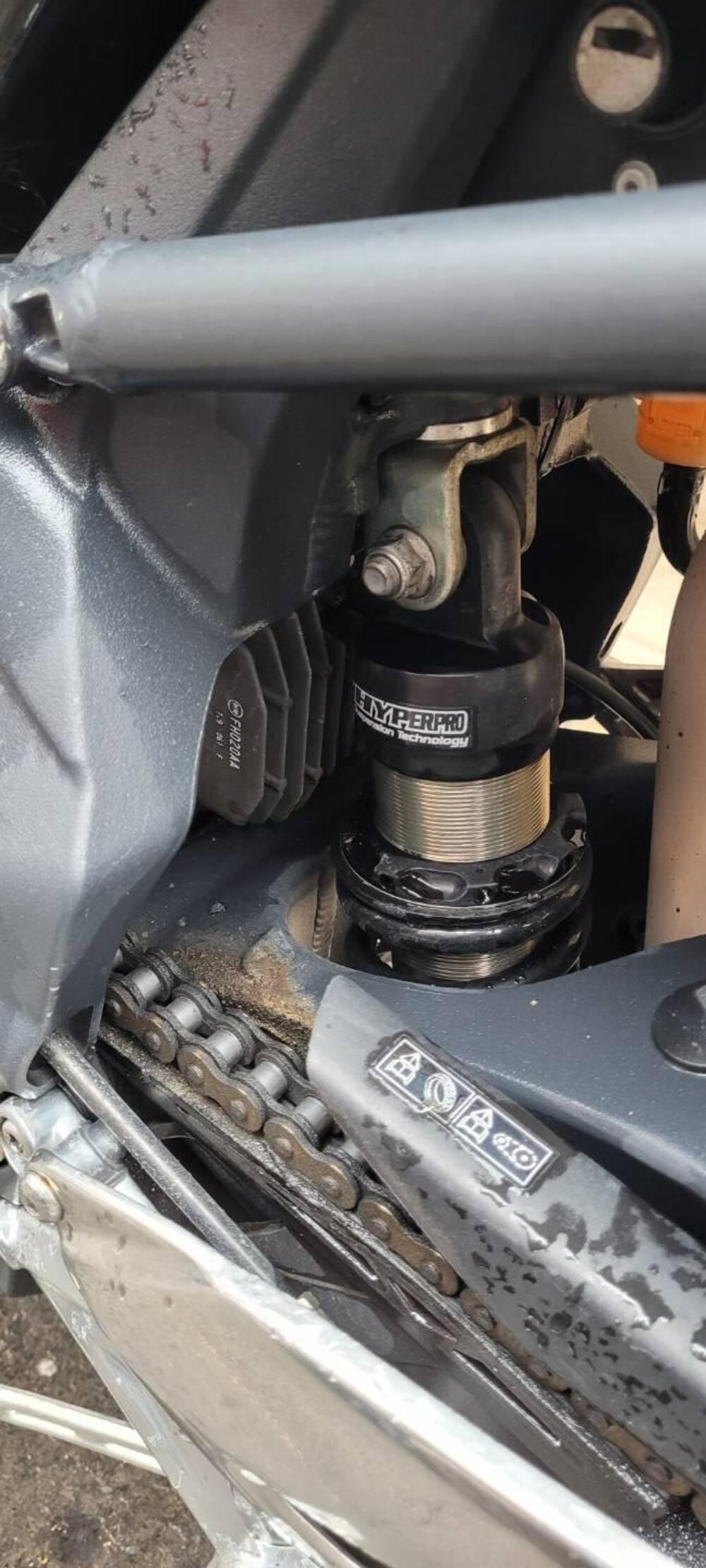 Triumph Street Triple (2007 - 12) (7)