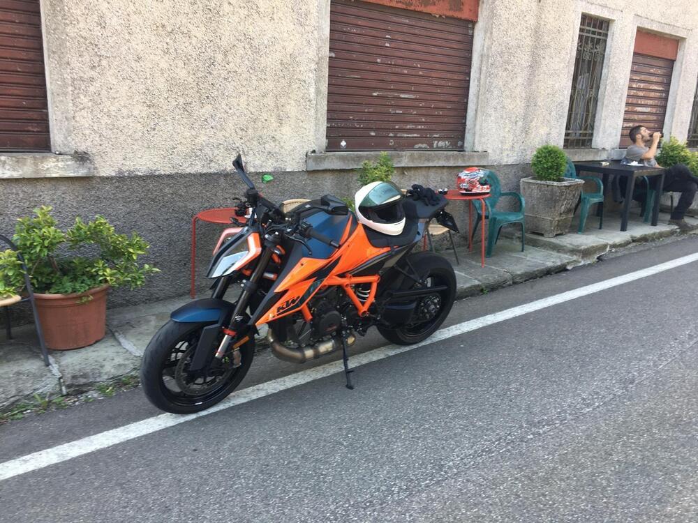 KTM 1290 Super Duke R (2020) (4)