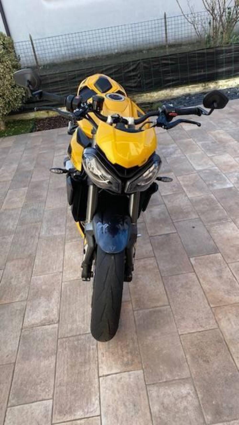 Triumph Street Triple RS (2020 - 22) (3)