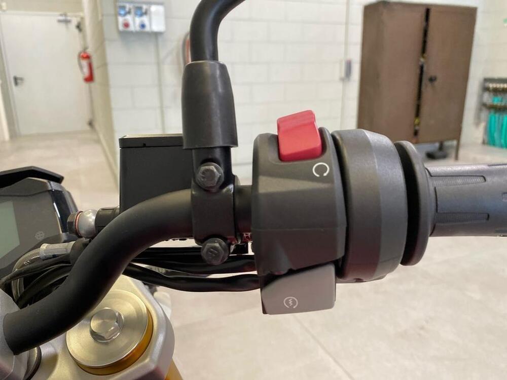 Bmw G 310 R (2021 - 25) (8)