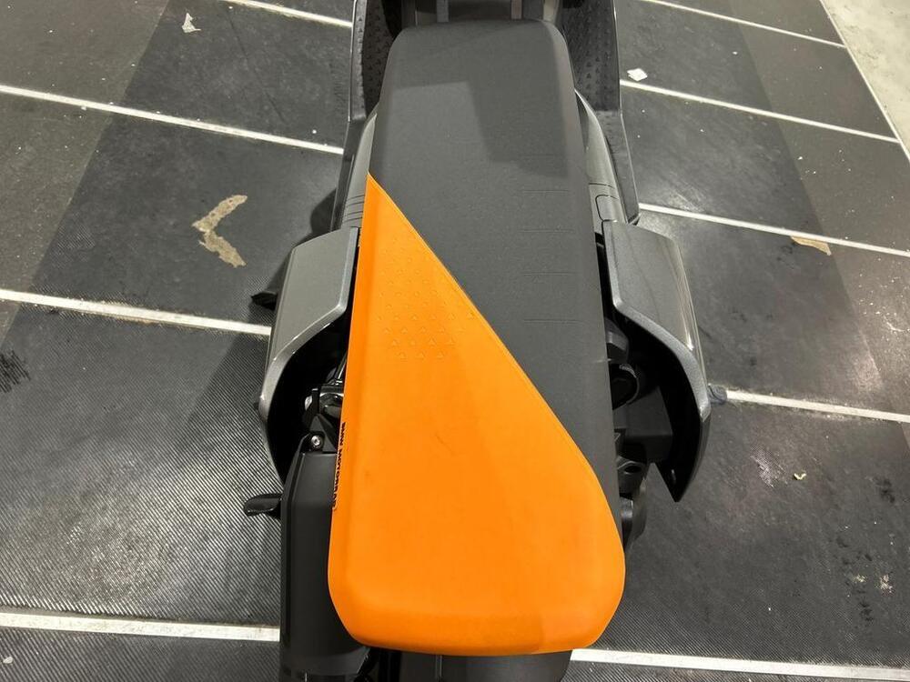 Bmw CE 04 (2021 - 25) (9)