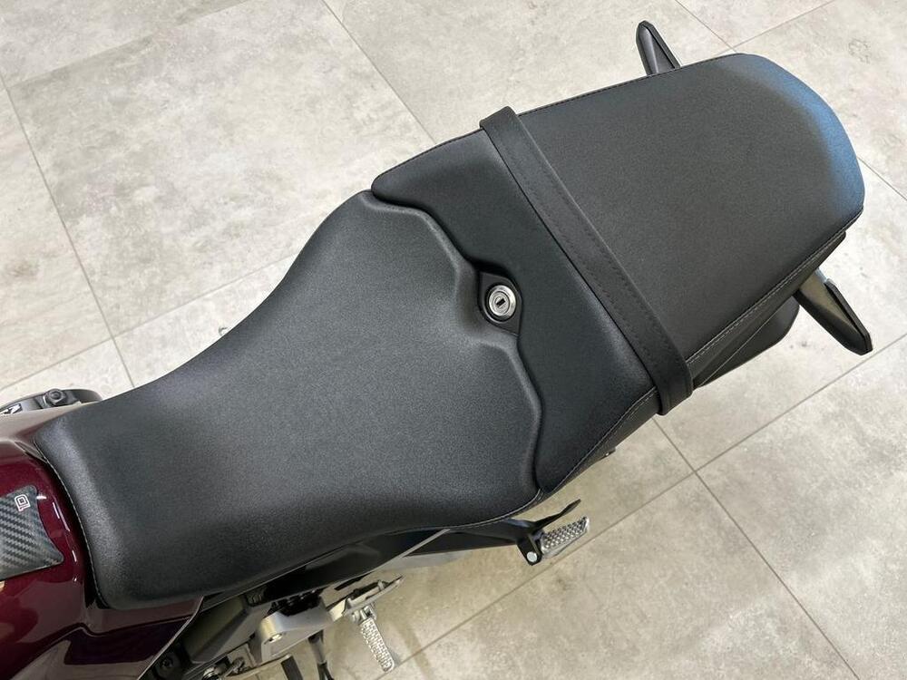 Honda CB 1000 R (2021 - 25) (10)