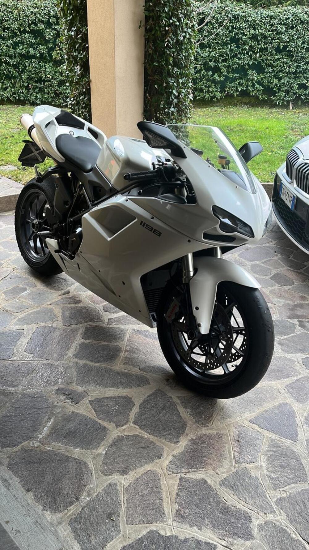 Ducati 1198 (2009 - 12) (2)