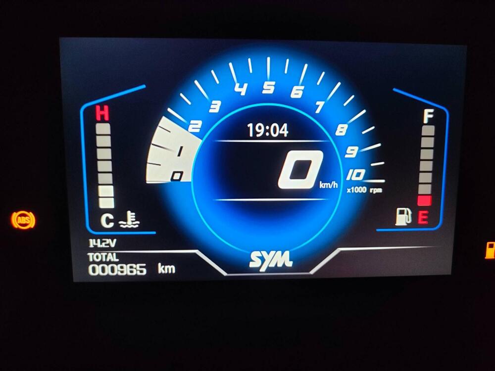 Sym Joymax 300 Z (2025 - 26) (10)