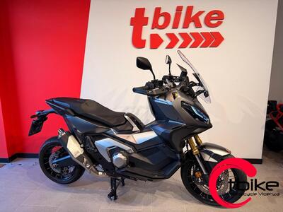 Honda X-ADV 750 DCT (2021 - 24) usata