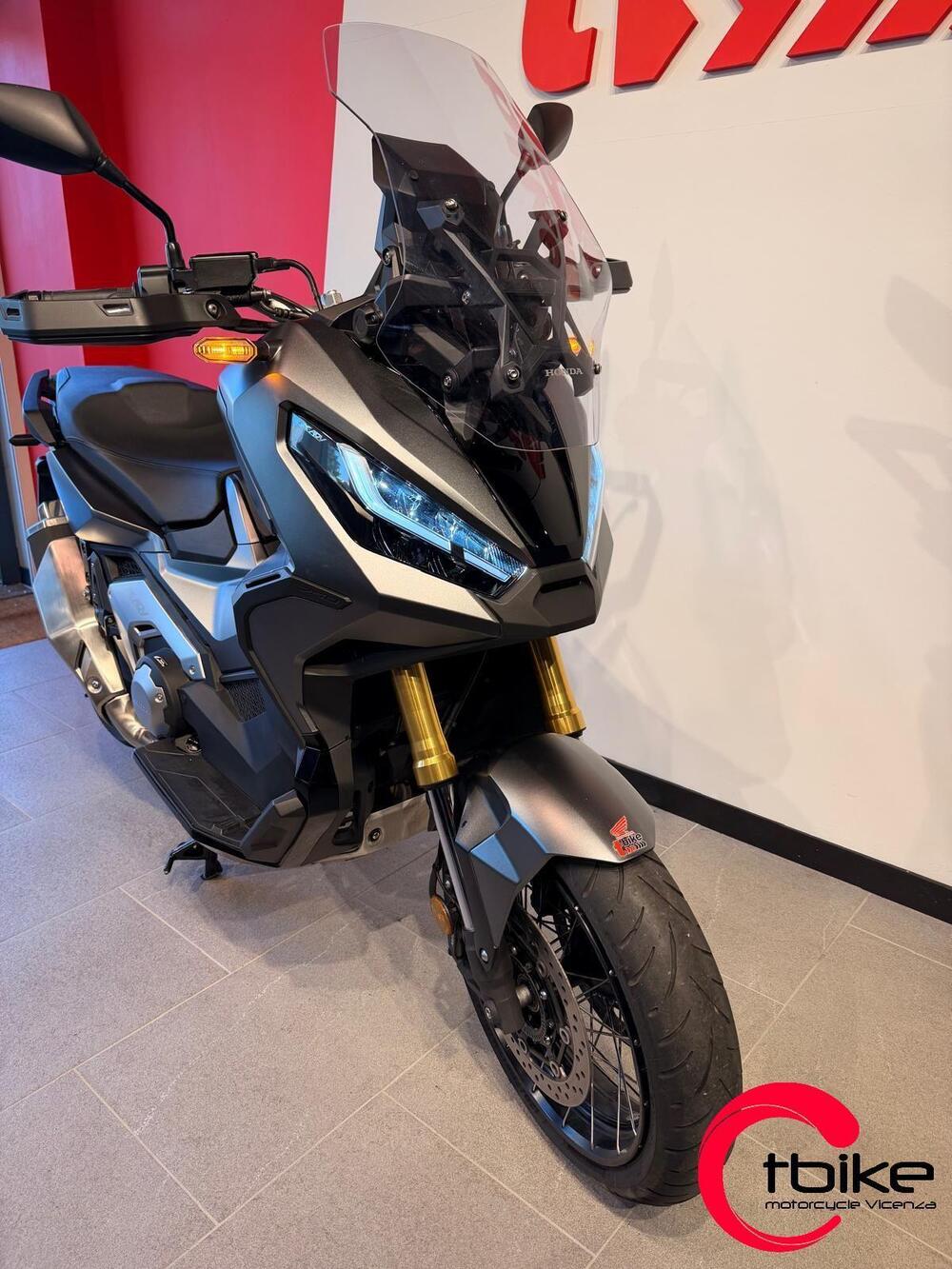 Honda X-ADV 750 DCT (2021 - 24) (4)