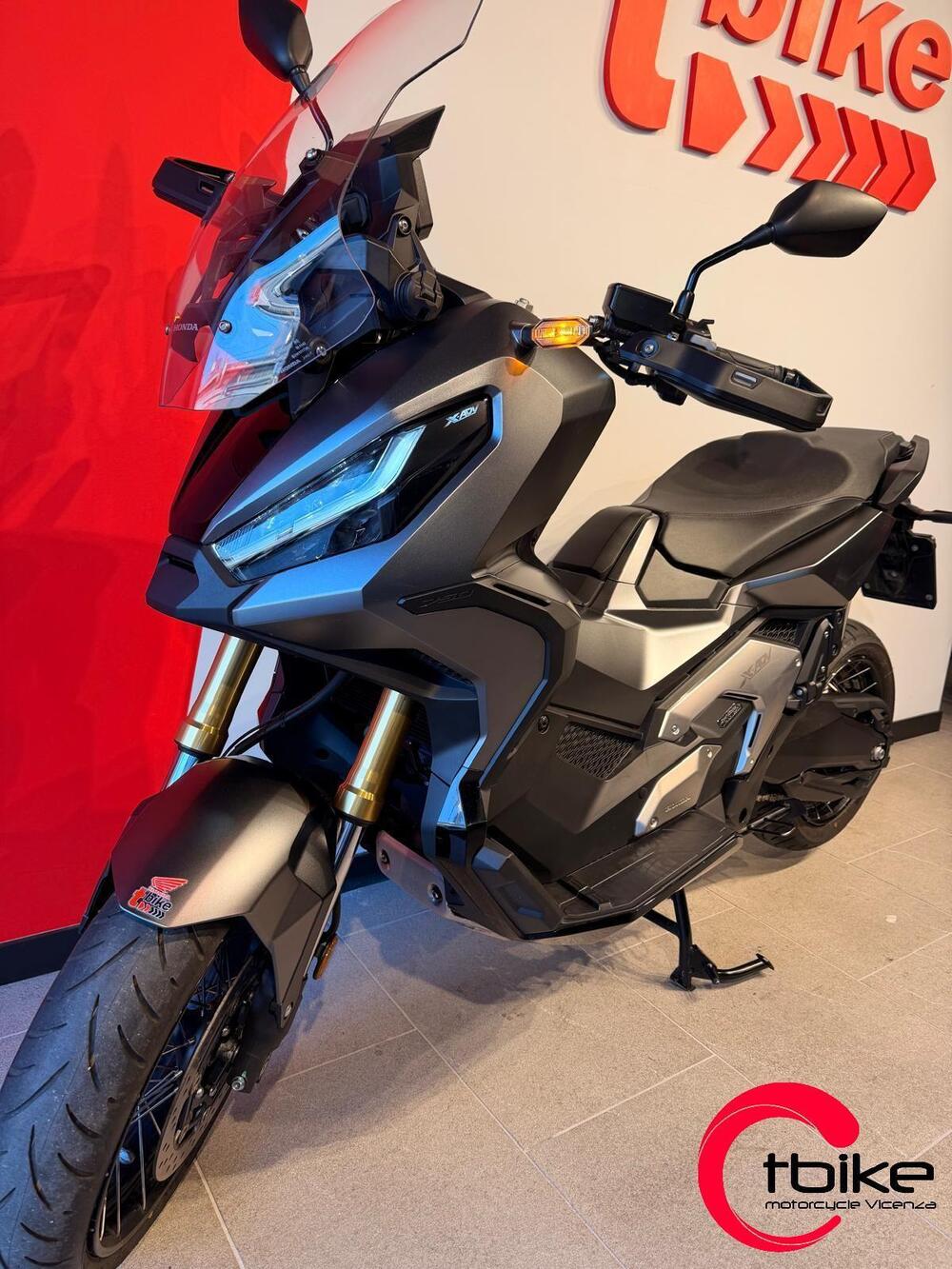 Honda X-ADV 750 DCT (2021 - 24) (5)