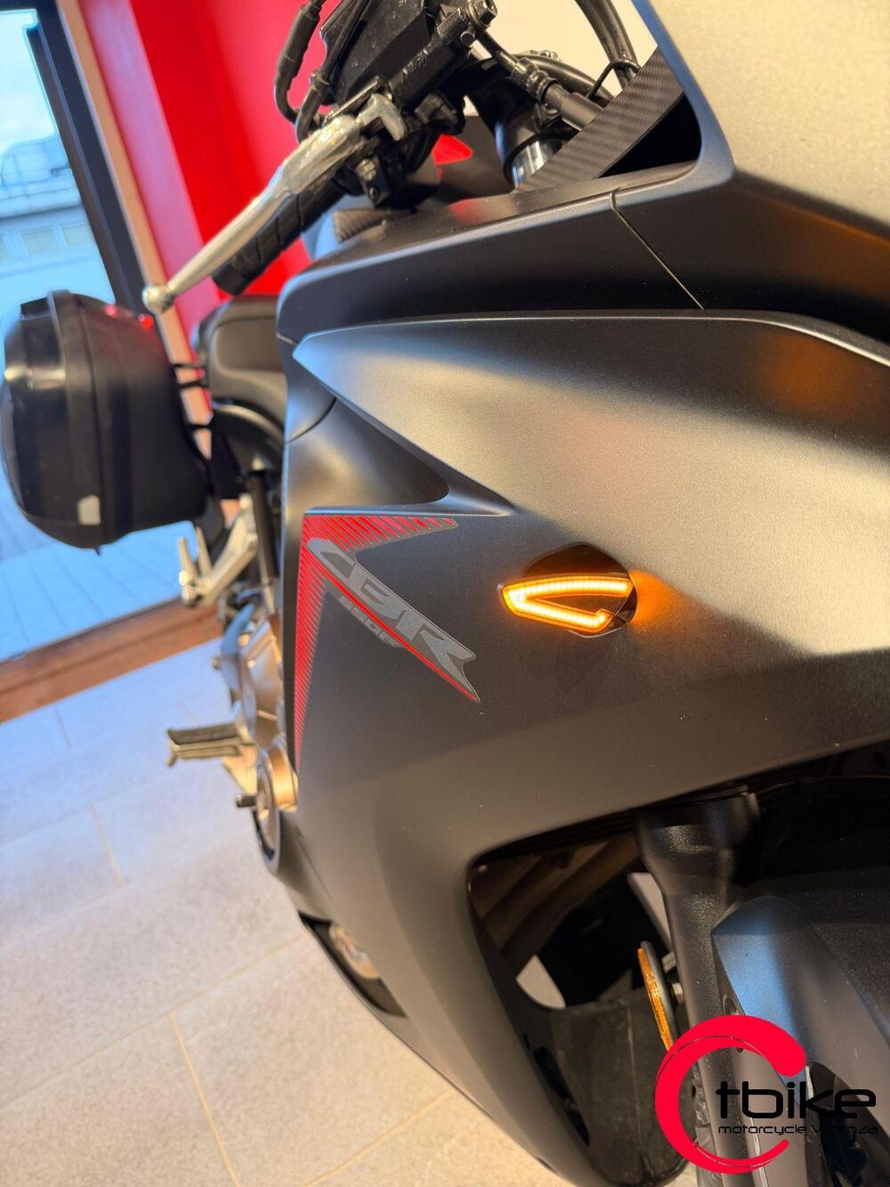 Honda CBR 650 F (2017 - 18) (4)