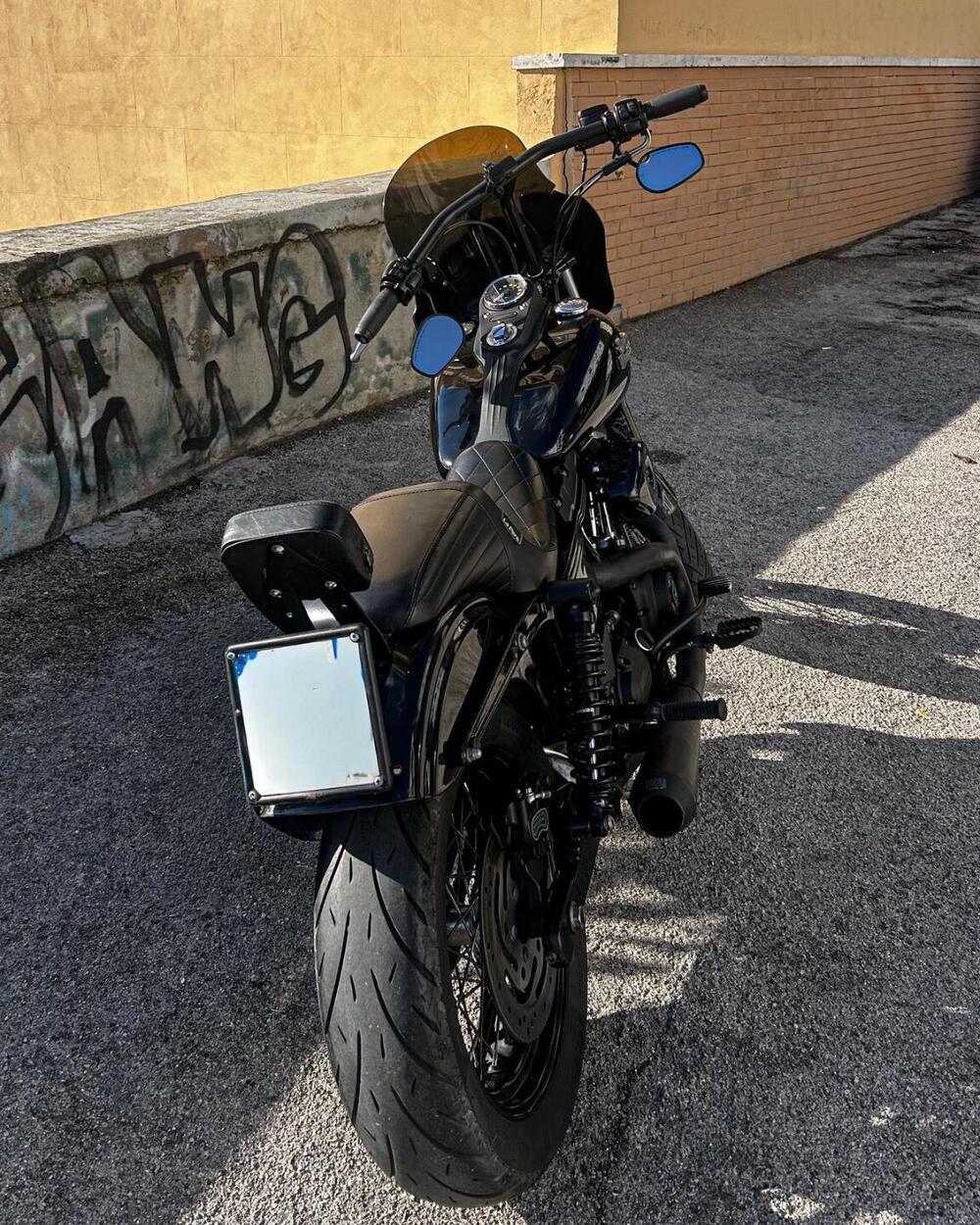 Harley-Davidson 1690 Street Bob (2017) - FXDB (2)