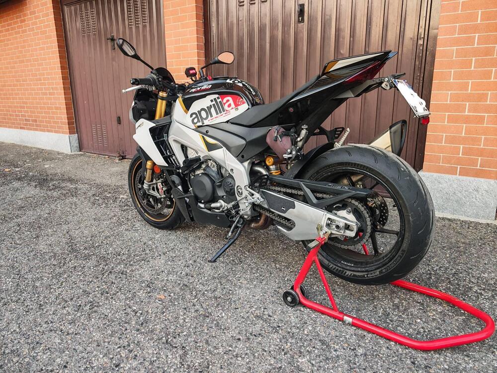 Aprilia Tuono V4 Factory (2021 - 24) (3)