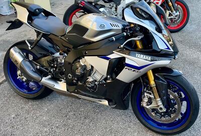 Yamaha YZF R1 M (2015 - 16) usata