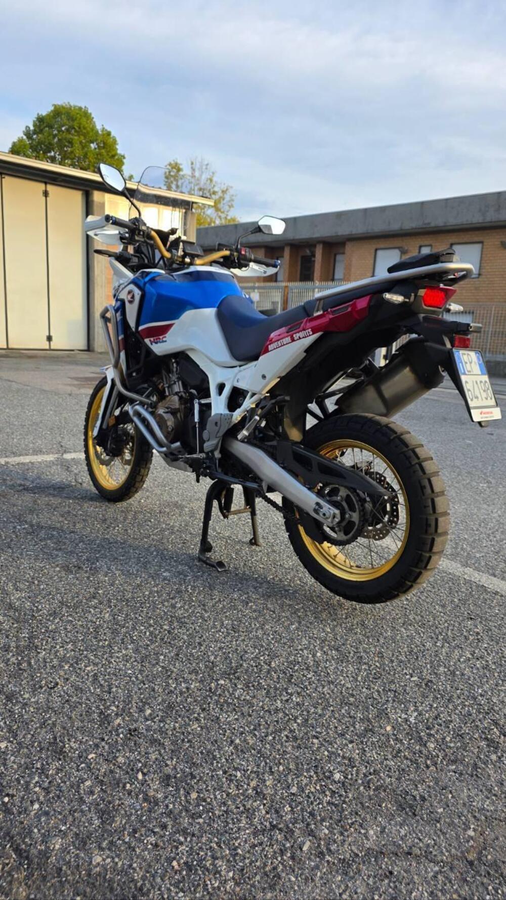 Honda Africa Twin CRF 1000L Adventure Sports (2018 - 19) (2)