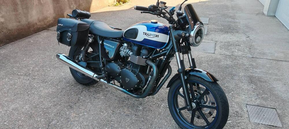 Triumph Bonneville (2007 - 16)