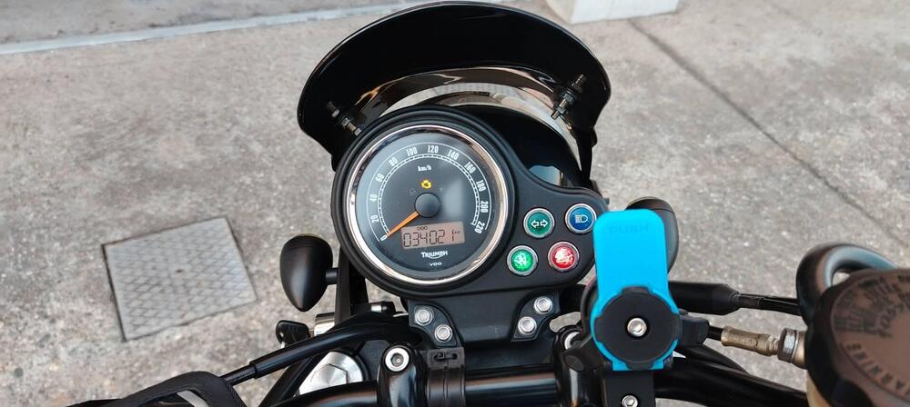 Triumph Bonneville (2007 - 16) (2)