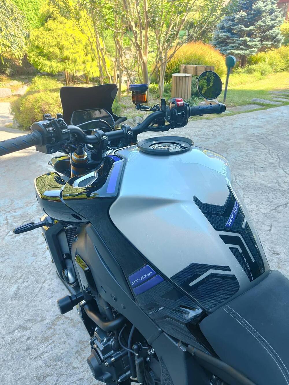 Yamaha MT-10 (2022 - 26) (15)