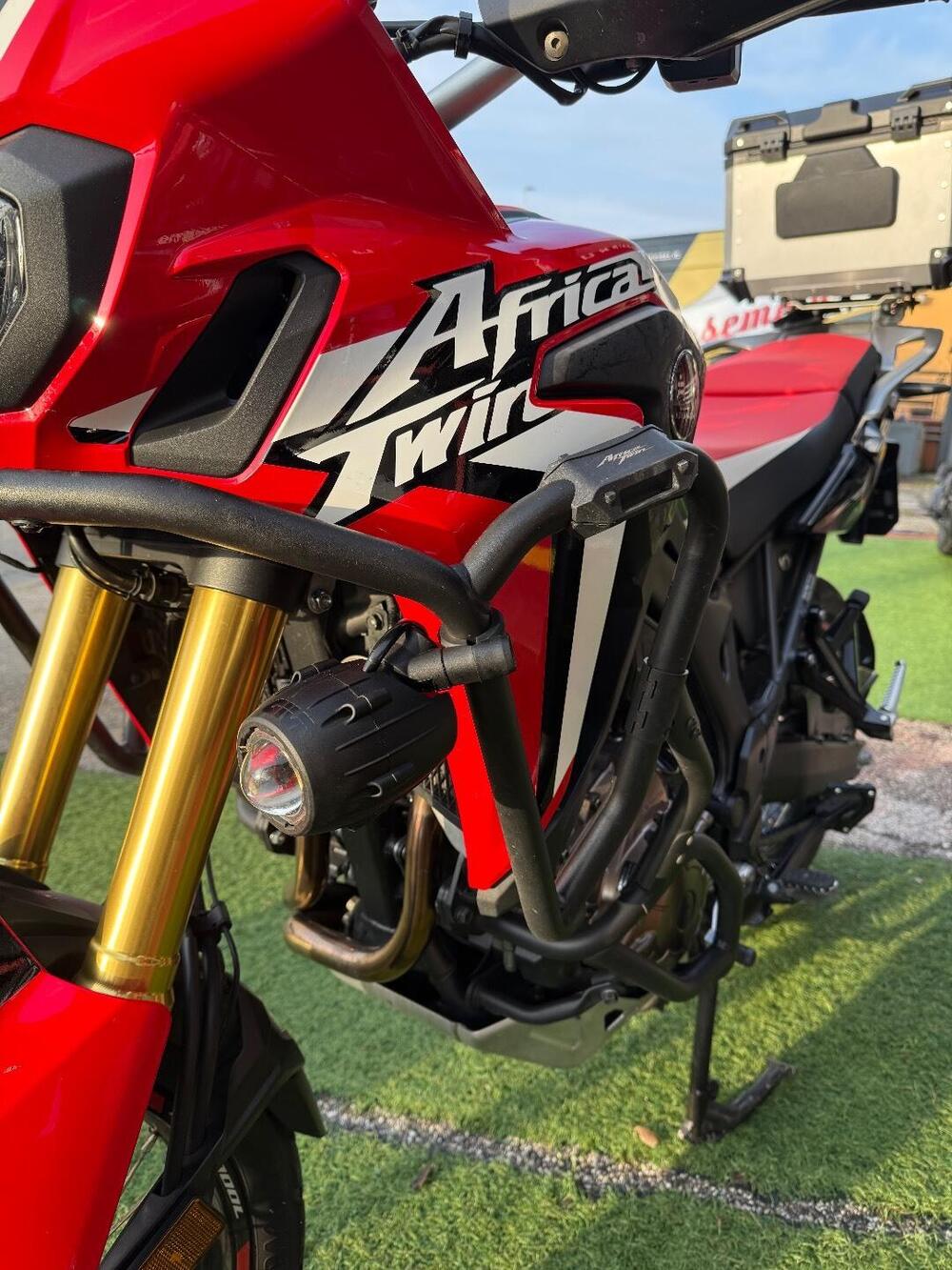 Honda Africa Twin CRF 1000L (2016 - 17) (10)