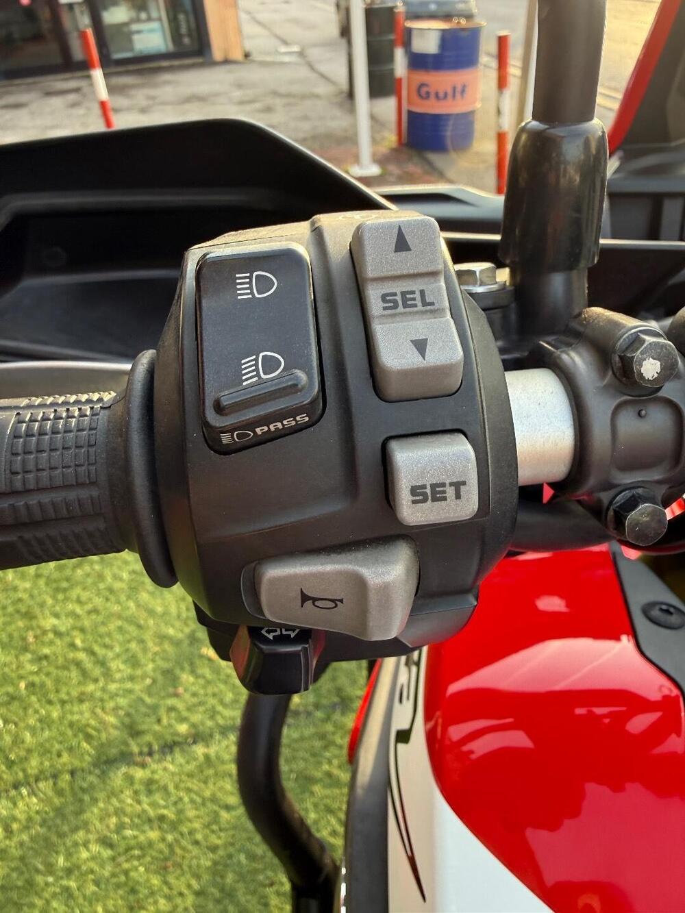 Honda Africa Twin CRF 1000L (2016 - 17) (15)