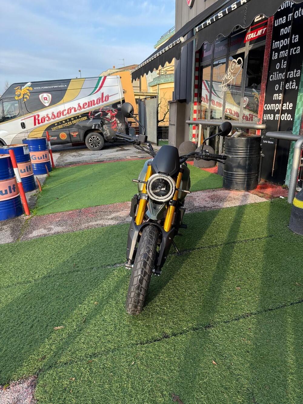 Moto Morini SEIEMMEZZO SCR (2022 - 26) (6)