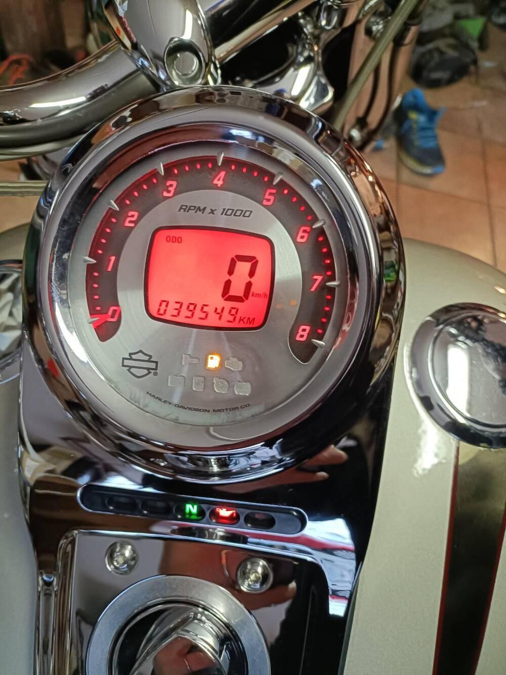 Harley-Davidson 1800 Convertible (2010 - 11) - FLSTSE (9)