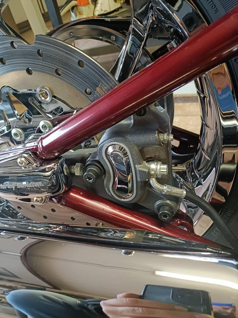 Harley-Davidson 1800 Convertible (2010 - 11) - FLSTSE (16)