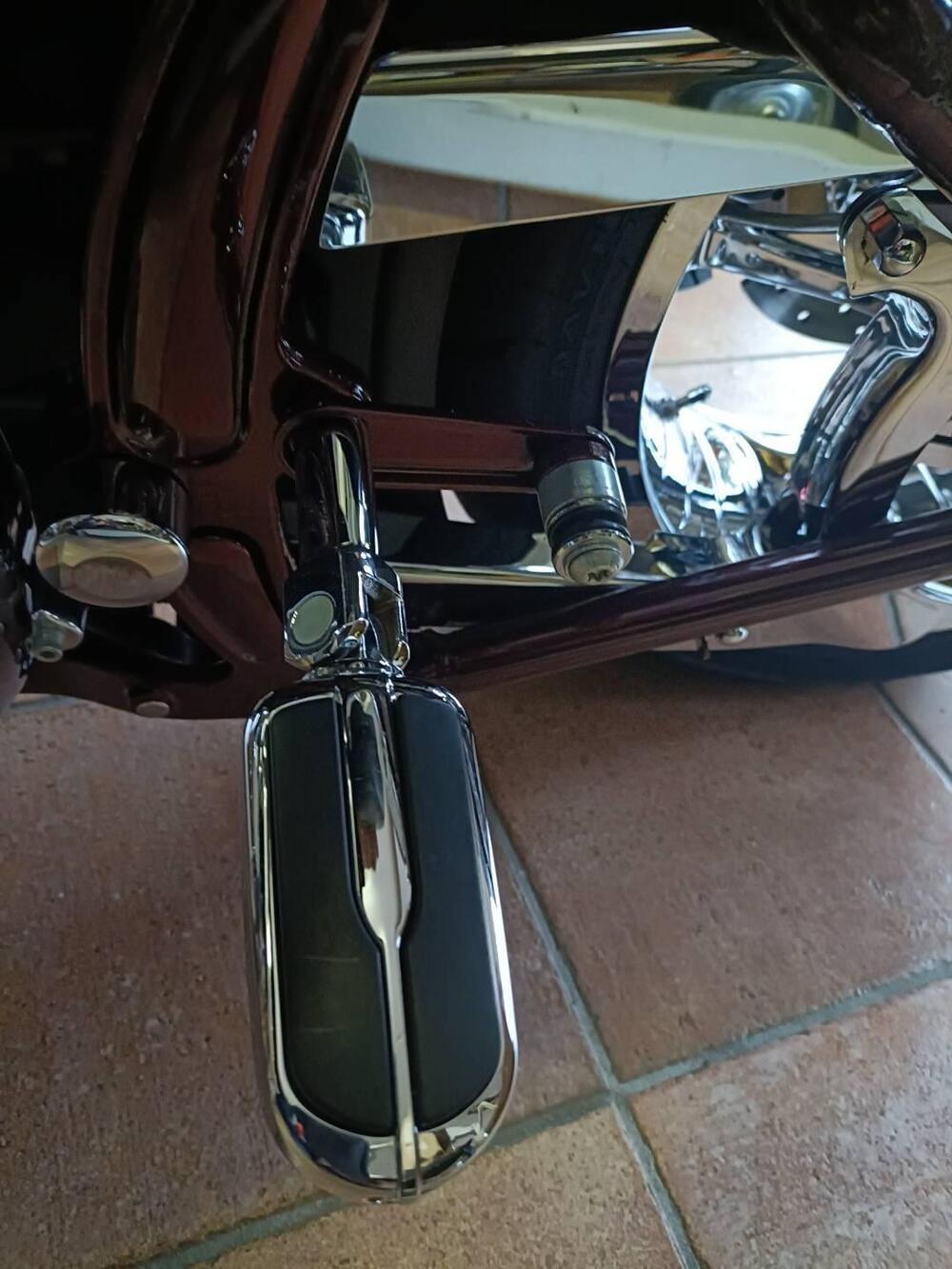 Harley-Davidson 1800 Convertible (2010 - 11) - FLSTSE (18)