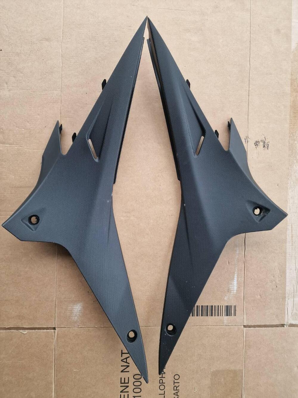 Aprilia rsv4 rf 2015 carene laterali (fianchetti)