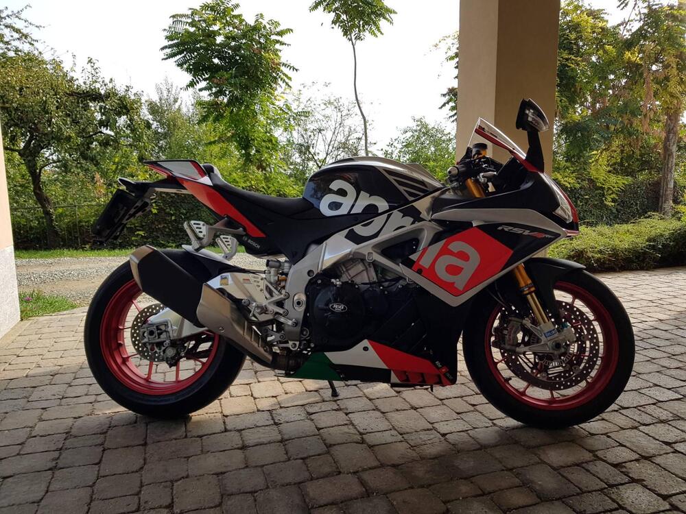 Aprilia rsv4 rf 2015 carene laterali (fianchetti) (2)