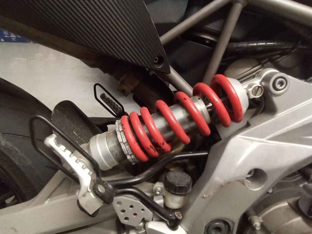 Aprilia Dorsoduro 750 (2009 - 14) (4)