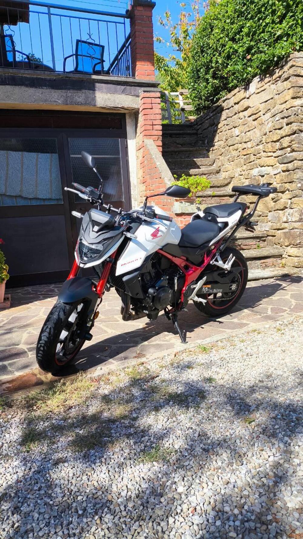 Honda CB 750 Hornet (2023 - 24)