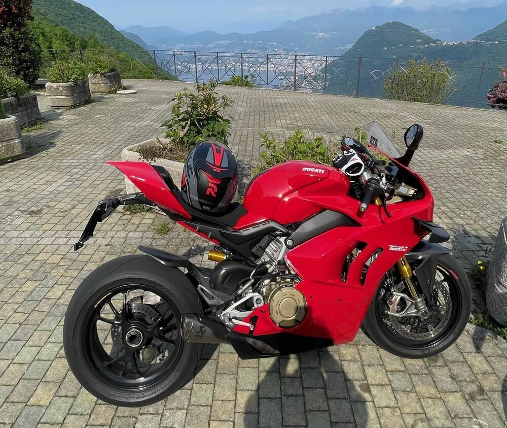 Ducati Panigale V4 S 1100 (2020) (2)