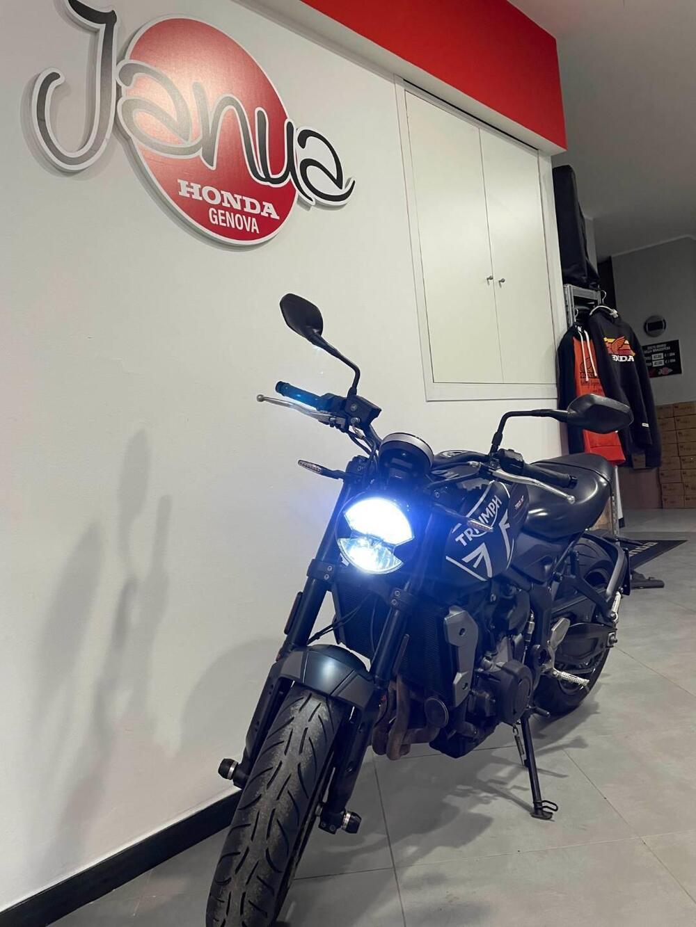 Triumph Trident 660 (2021 - 24) (3)