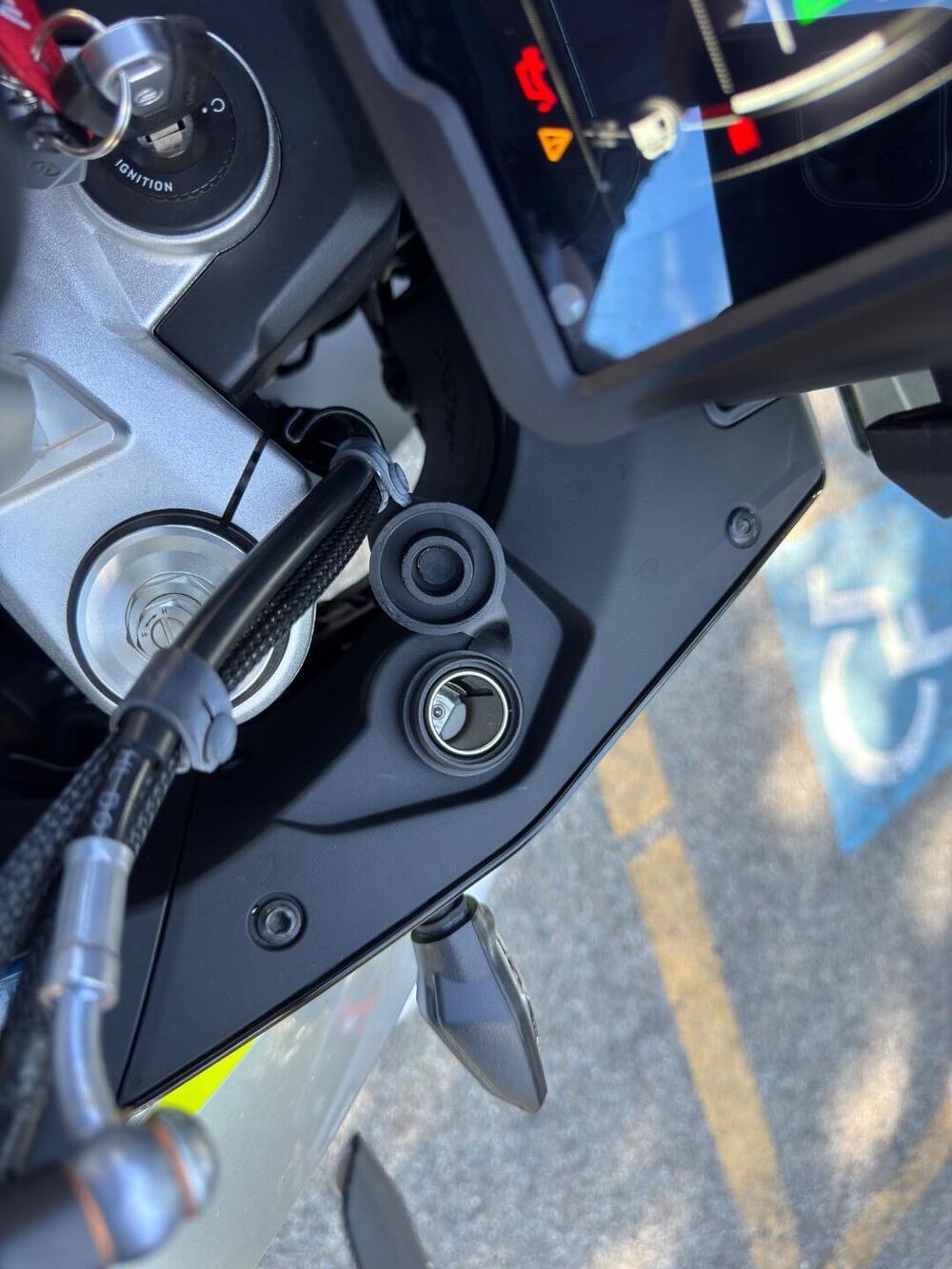 CFMOTO 800MT Touring (2022 - 26) (11)