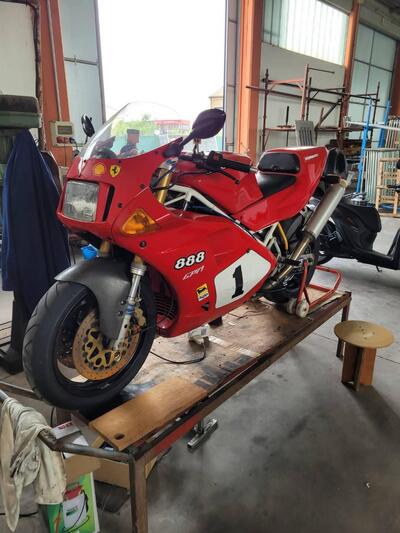 Ducati 888 S d'epoca